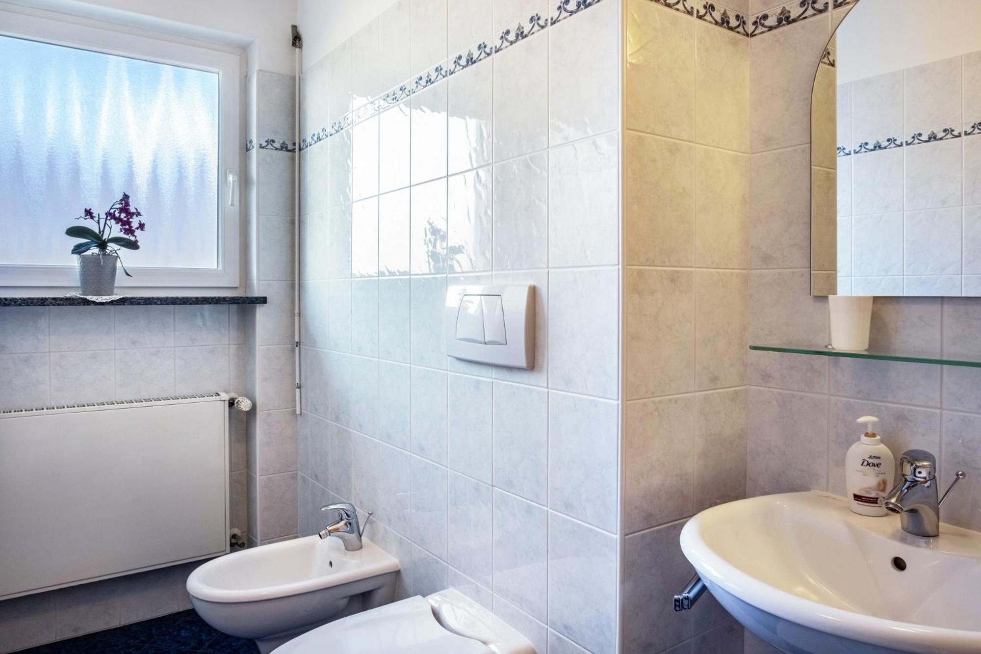 Valtlhof - Apt 1 Корнаяно Экстерьер фото